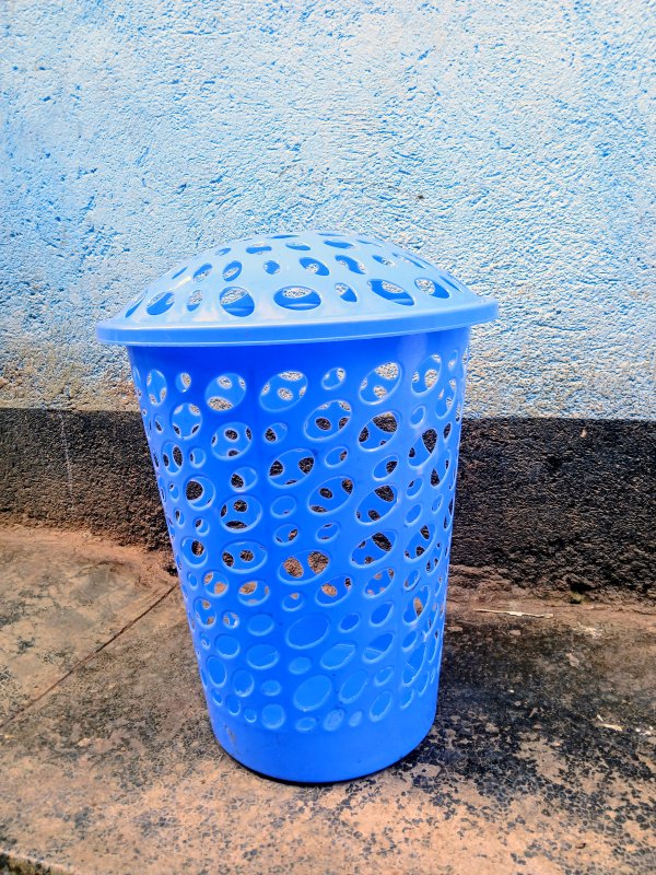 Laundry basket 