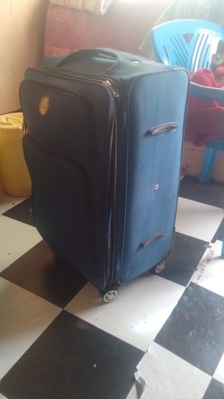 Medium sized suit case