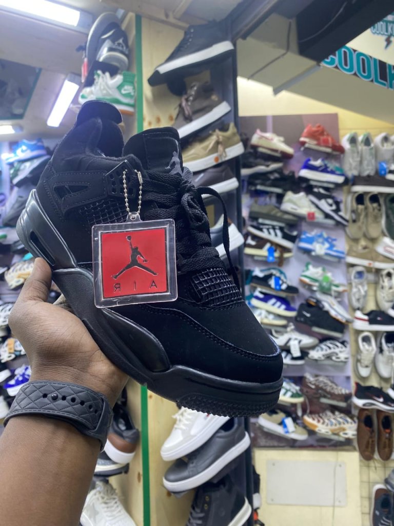 Jordan 4 Black Cats